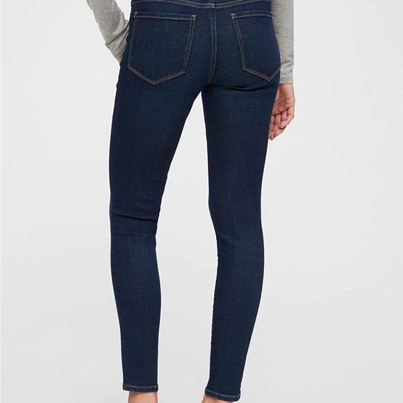 GAP Women's Mid Rise Skinny Jean Legging Pants - size 18/34. - Picture 2 of 5